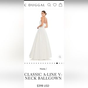 Mac Duggal classical A-Line V-Neck Ballgound